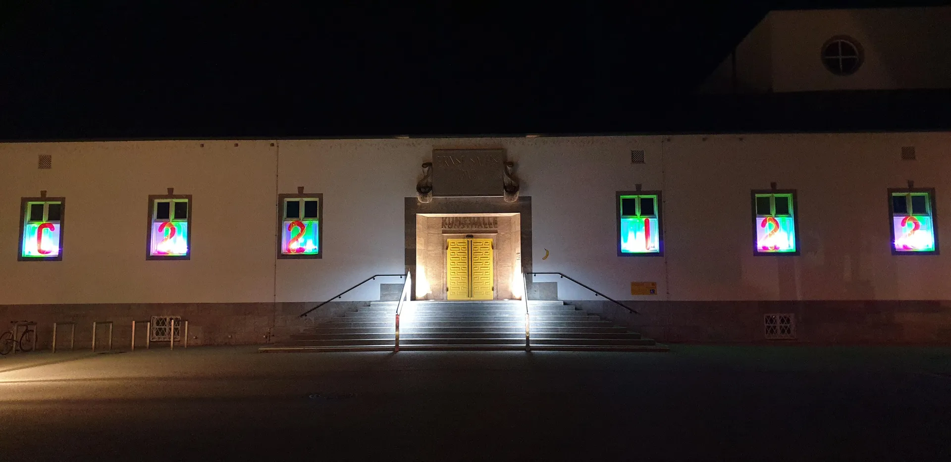Lichtinstallation, 2021, Kunsthalle Schweinfurt (Nacht)