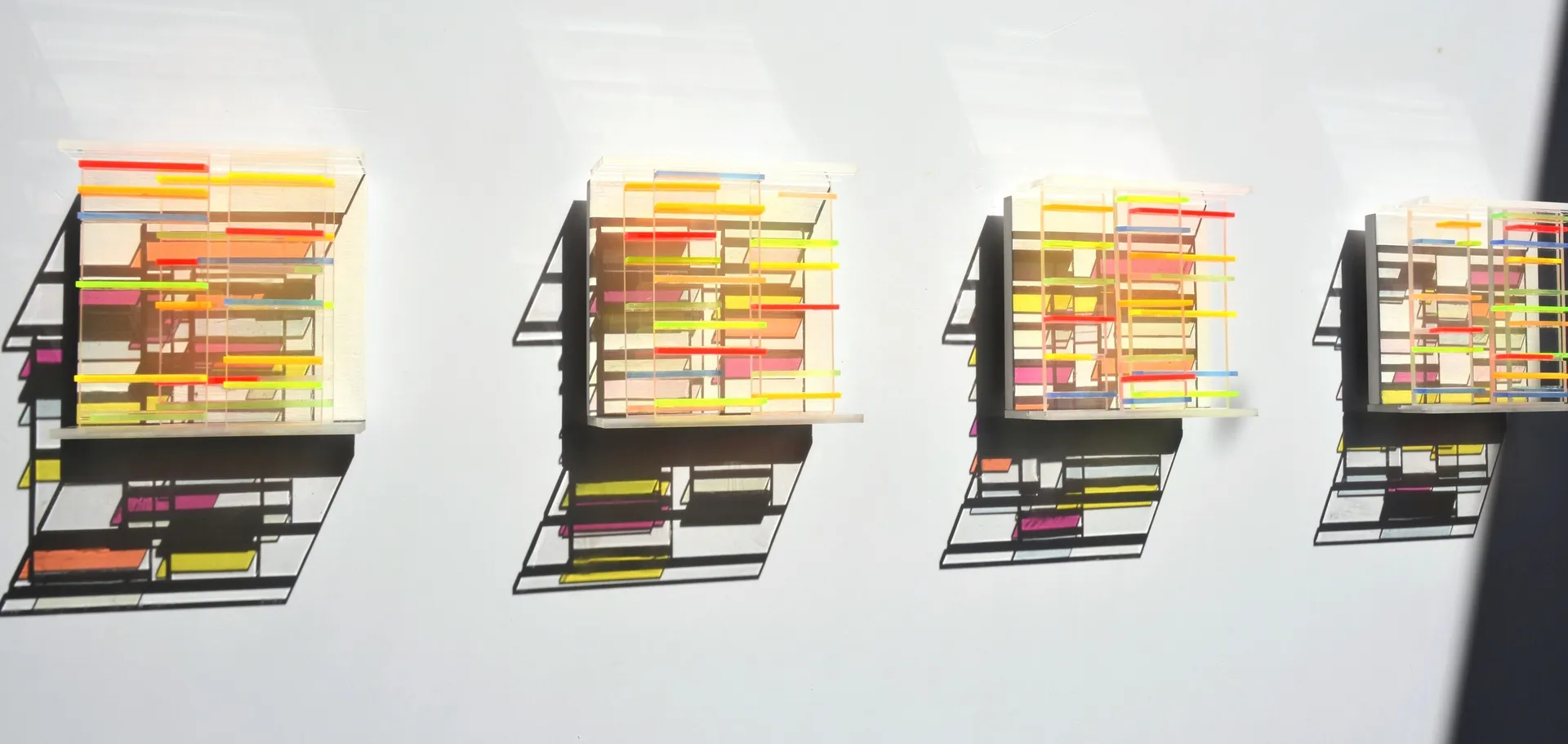 Licht-Linien (Serie), Struktur variabel (2)