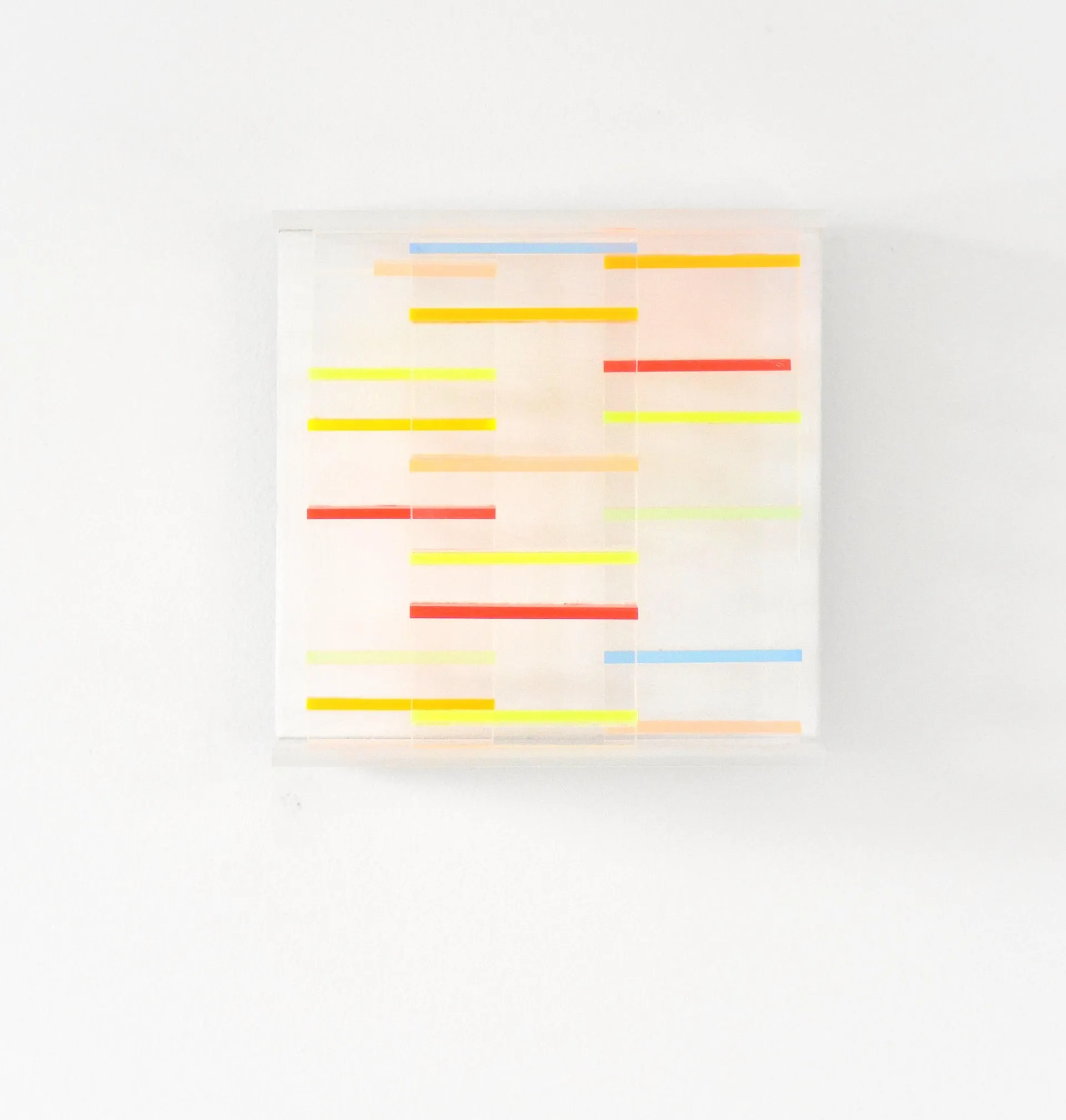 Licht-Linien II, MDF weiß lackiert, 2 Ebenen, Fluor. Plexiglas, ca. 15 x 15 x 7 cm